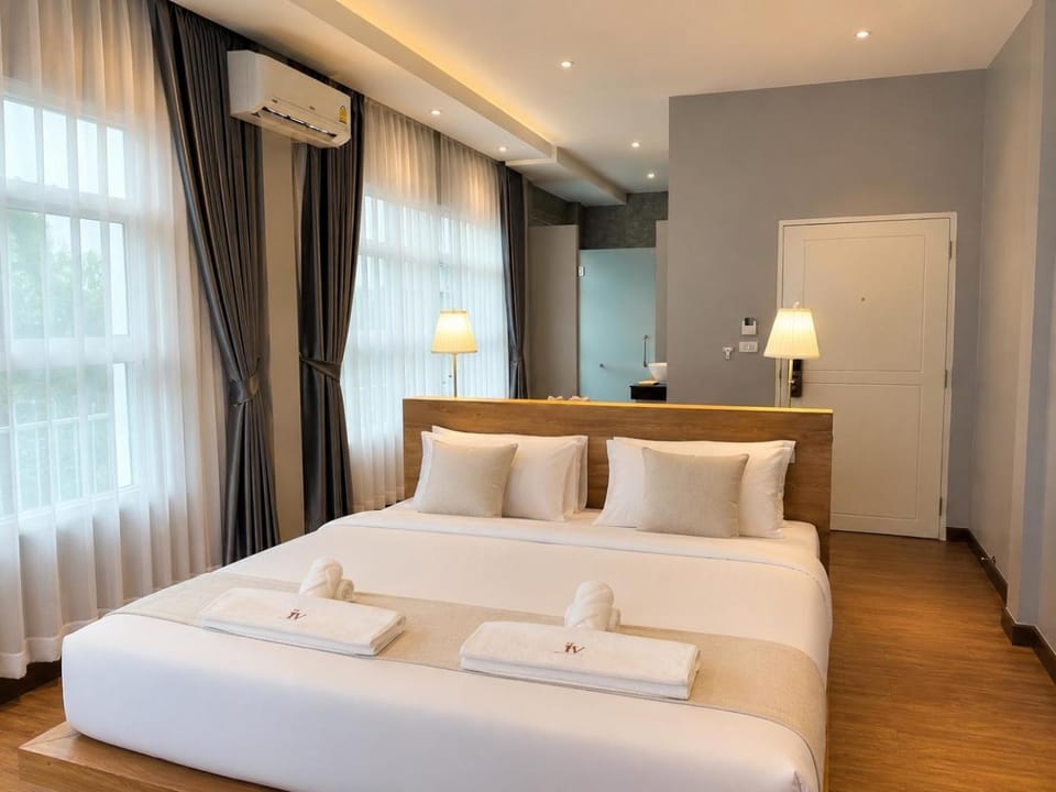 The White House Rachamankha - Adults Only Hostel in Chiang Mai