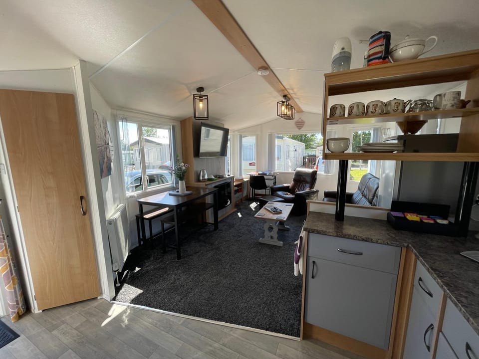 Living room, Pets, pet friendly