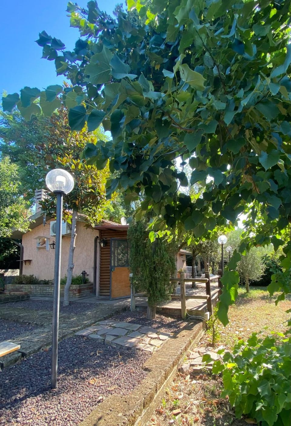 Property building, Patio, Patio, Summer, BBQ facilities, Garden, Garden