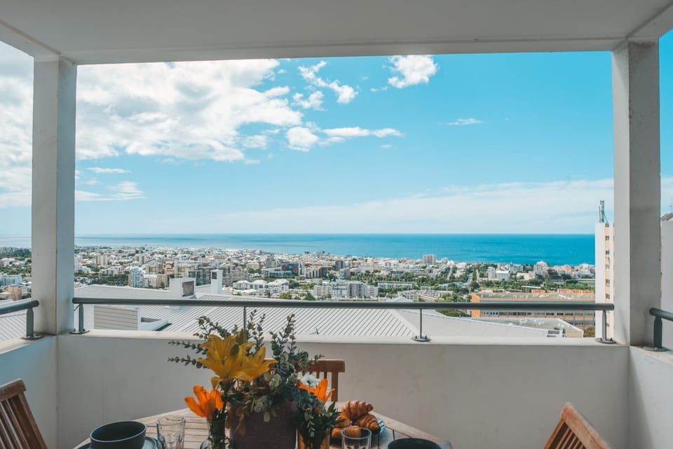 Patio, City view, Mountain view, Sea view