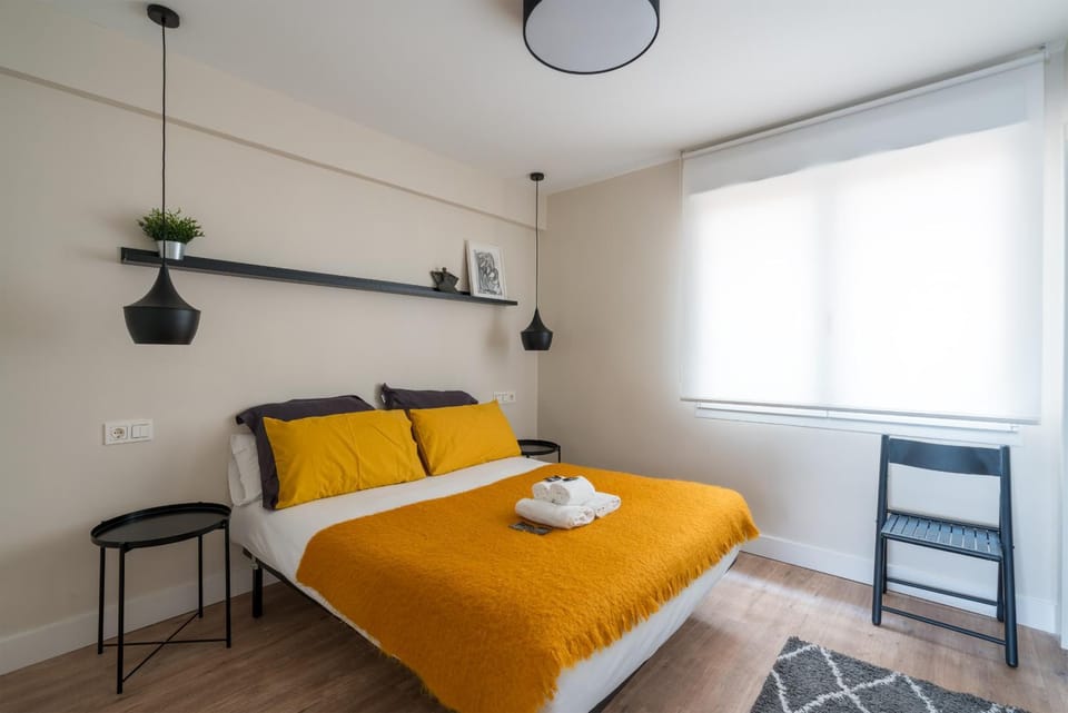 Bed, Bedroom