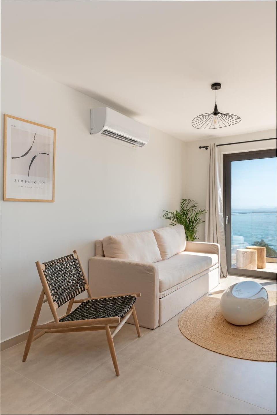 Living room, Sea view