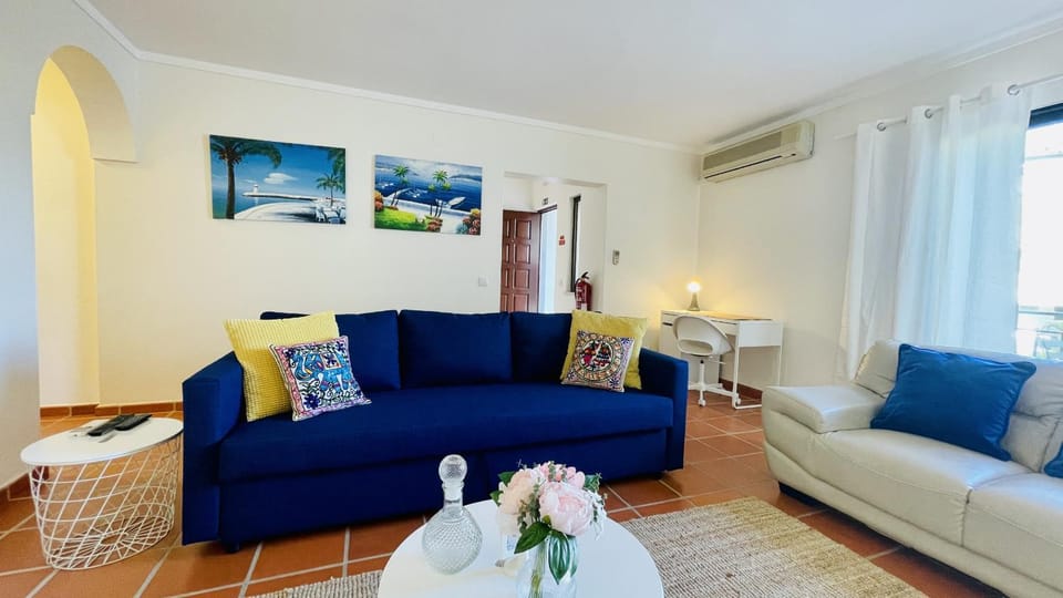 Living room, air conditioner