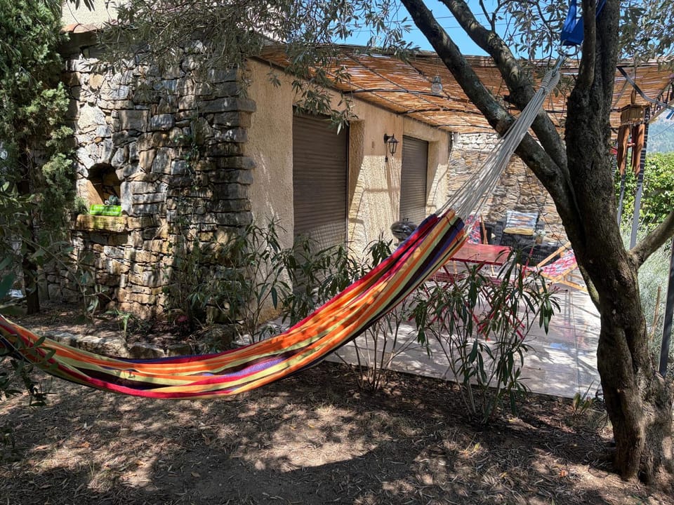 Les Mappias en Ardèche House in Provence