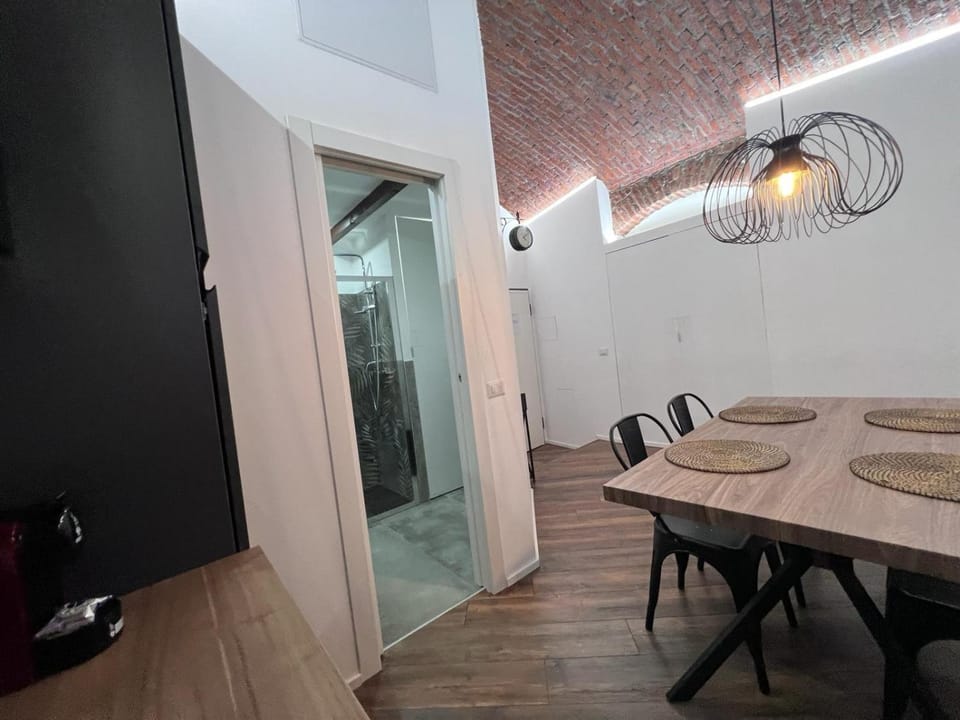 Shower, Living room, Seating area