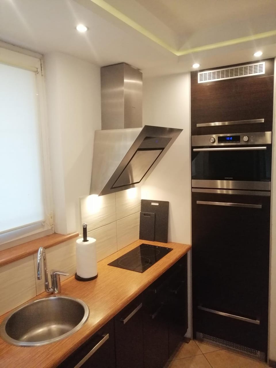 Kitchen or kitchenette, oven, stove