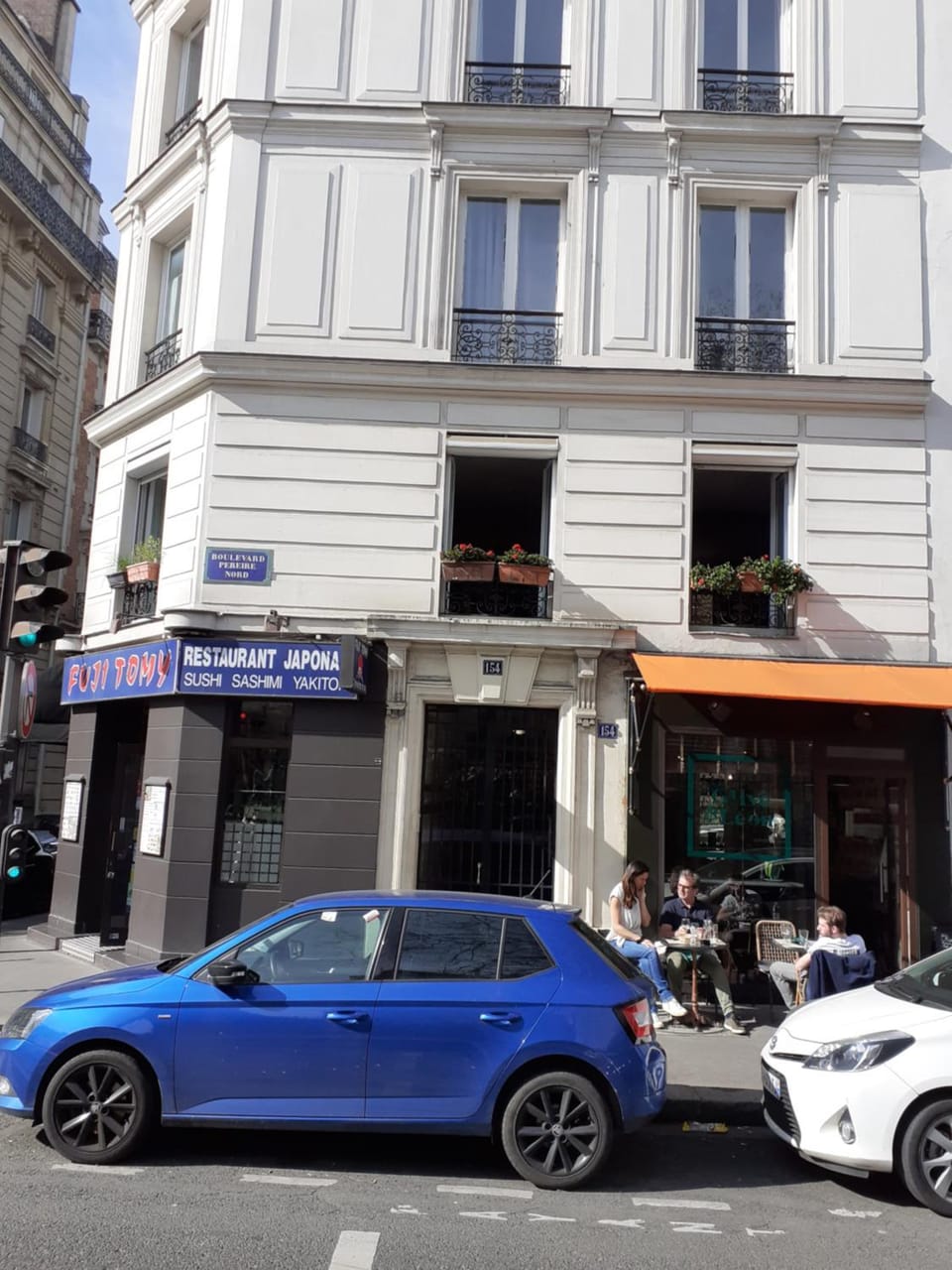 Day, Street view