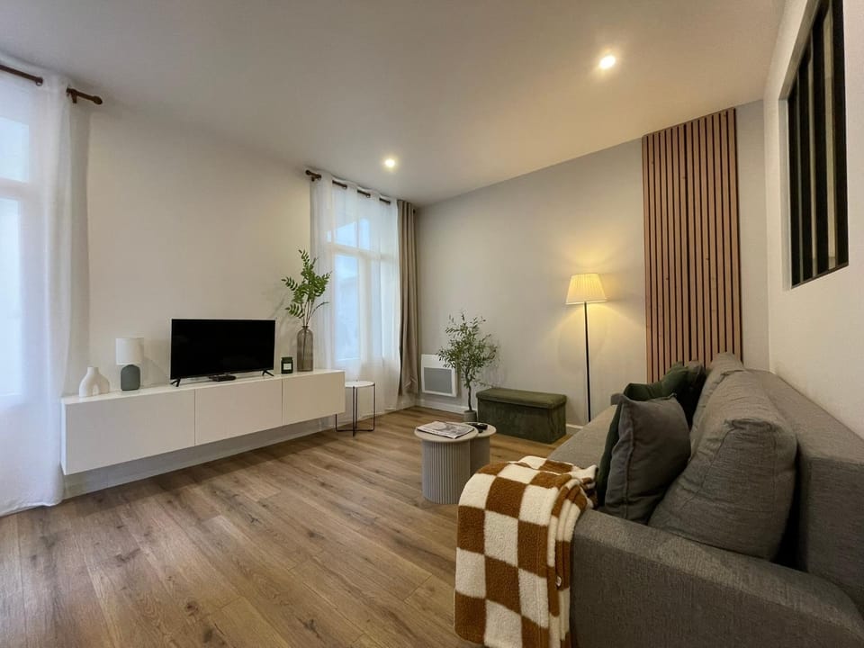 Communal lounge/ TV room, TV and multimedia