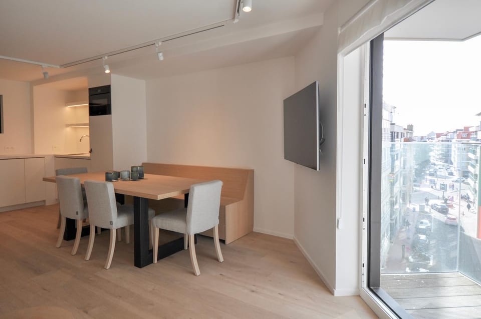 Premium modern flat at Zoute Beach 2 bicylcles included Apartment in Knokke-Heist