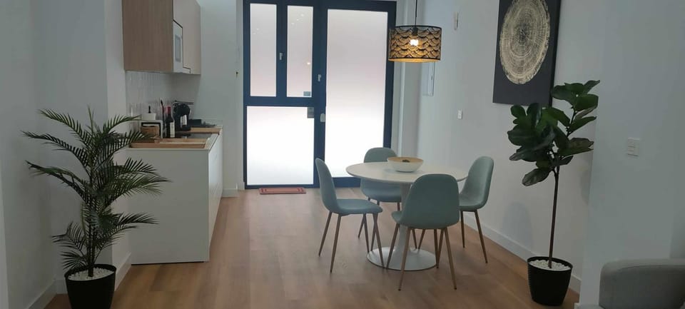 Kitchen or kitchenette, Living room, Dining area