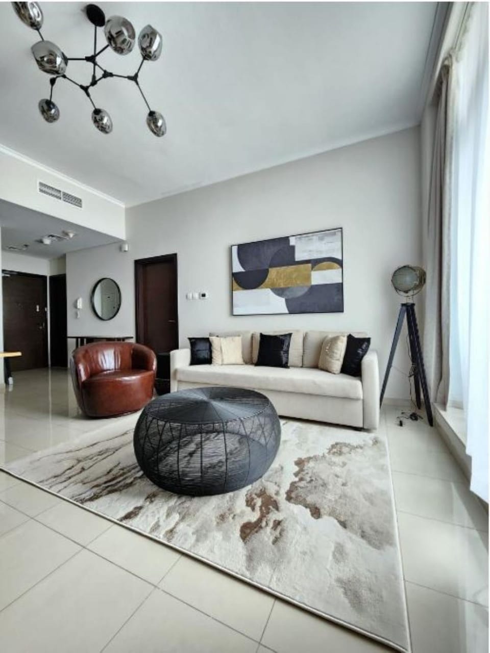 Nasma Luxury Stays - Marina-View Oasis With Balcony Steps From The Sea Apartment in Dubai