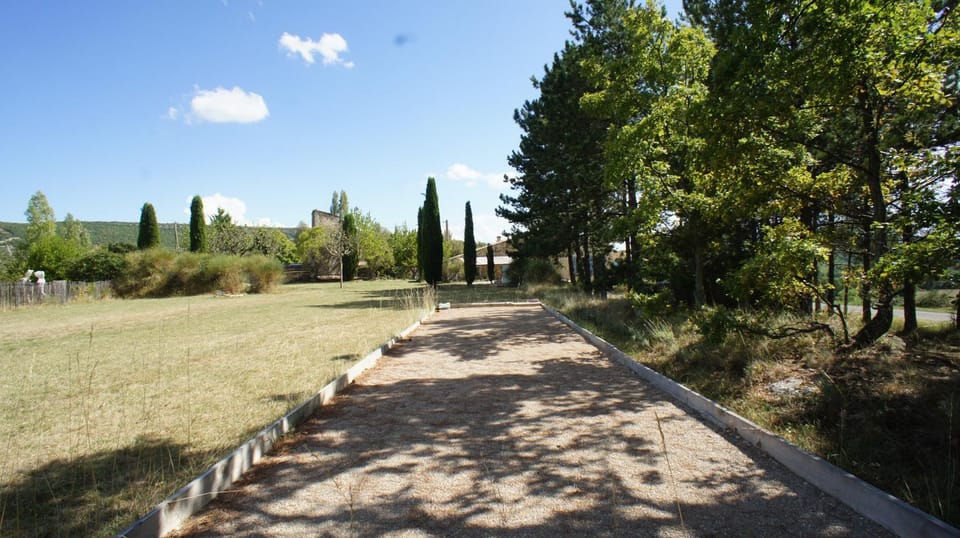 Très belle maison provençale. Piscine et paysage Villa in Provence-Alpes-Côte d'Azur