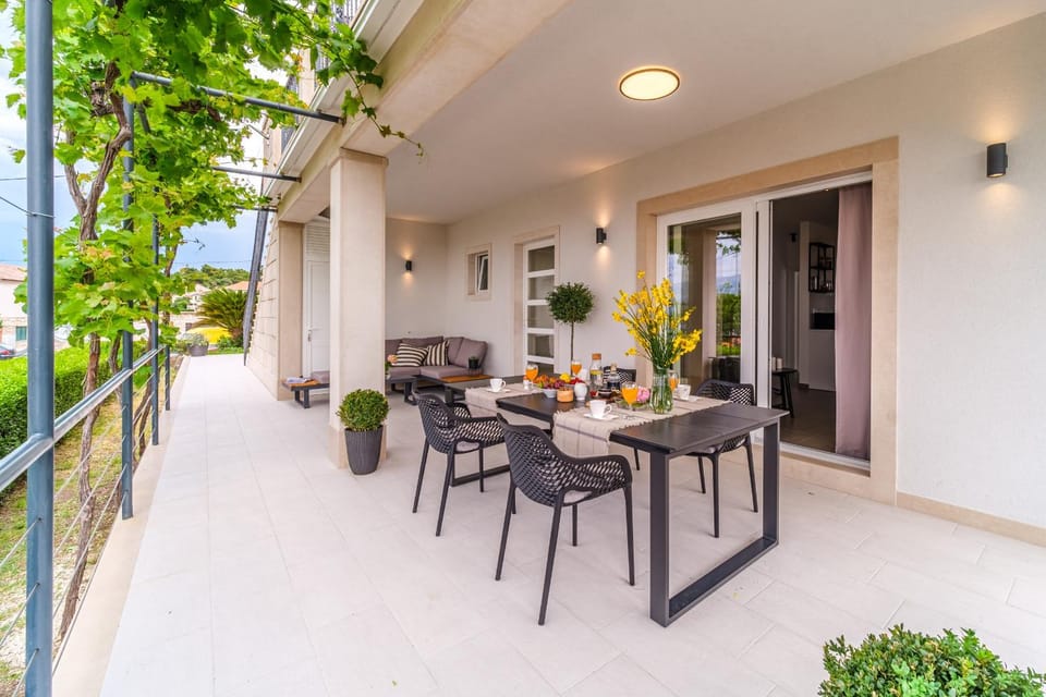 Apartman A`Mare Apartment in Split-Dalmatia County