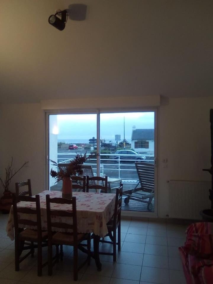 Grand T2 50m plage vue sur mer Apartment in La Turballe