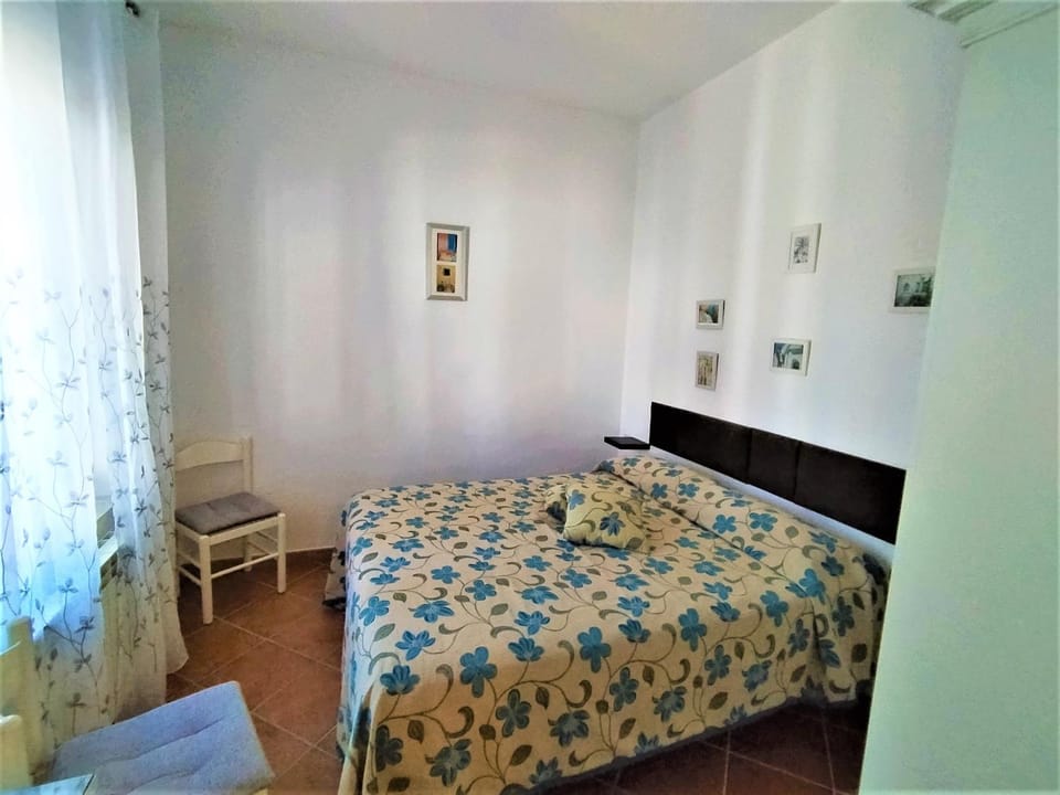 Villa Rosa Sea View Apartment in Forio