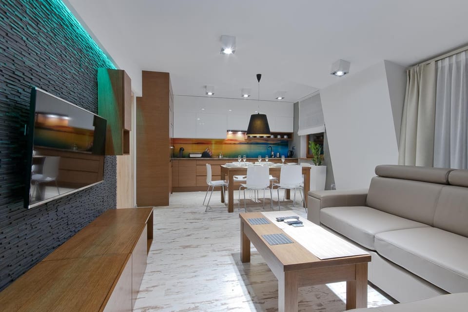 Living room, Photo of the whole room, Seating area, Dining area