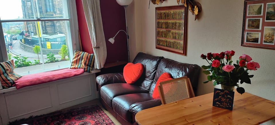Royal Mile apt, just 1 min from Edinburgh Castle! Apartment in Edinburgh