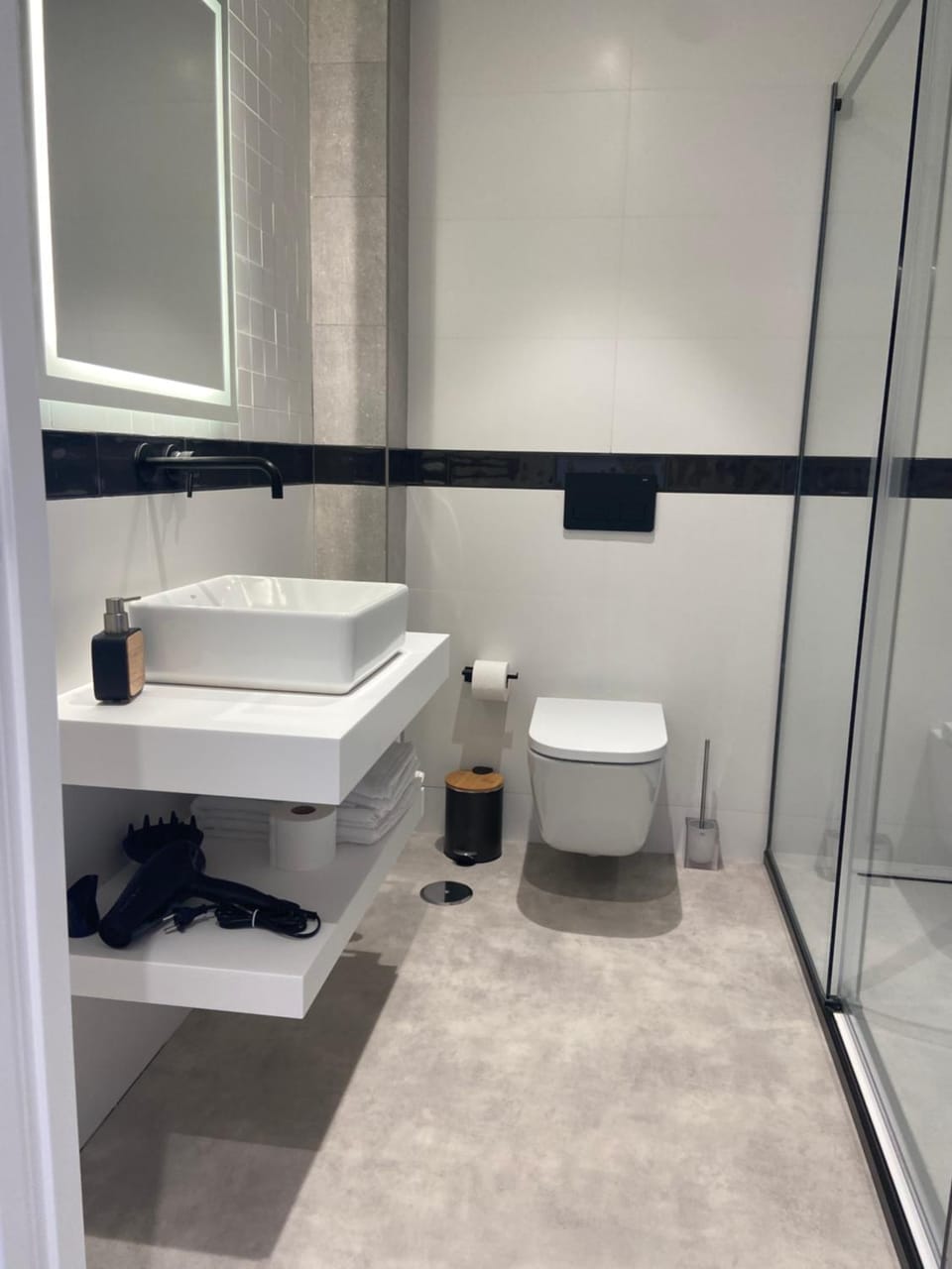 Shower, Toilet, Bathroom