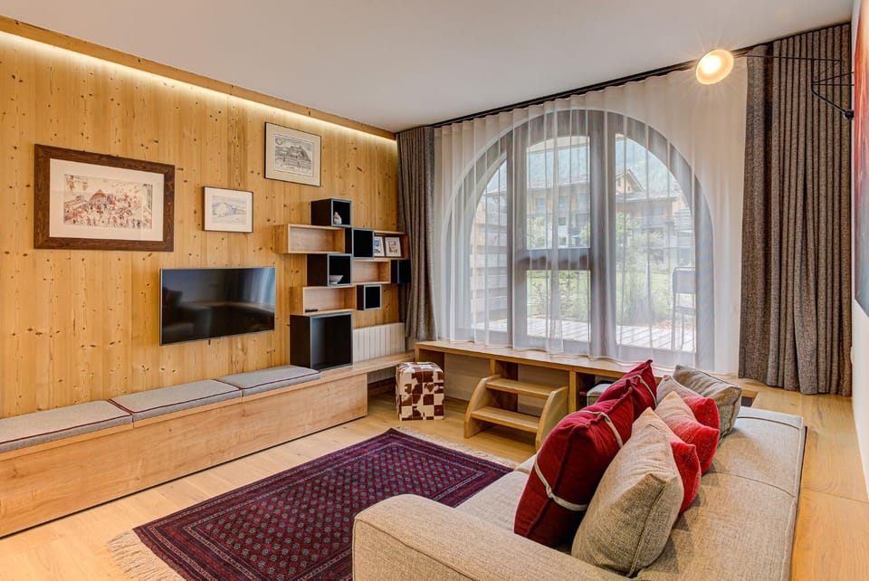 TV and multimedia, Living room