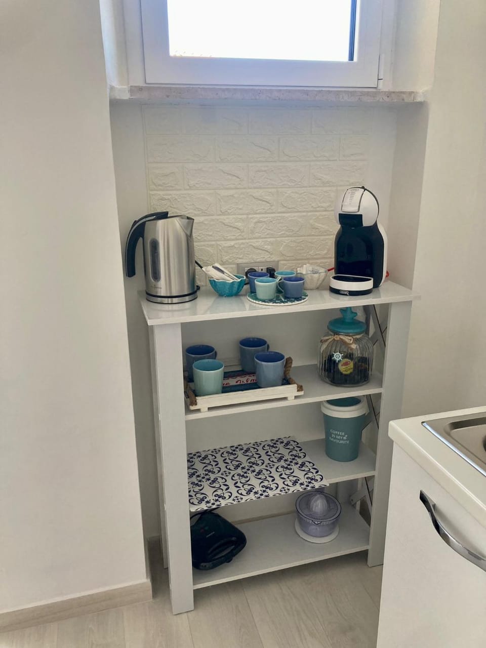 Coffee/tea facilities
