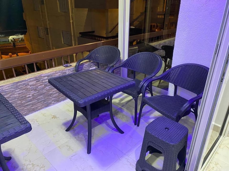 Maxeem Direct sea view Apartment super Lux 2 bed rooms Alexandria Maamoura Beach شاليه سوبر لوكس مجموعه مكسيم شاطىء المعموره الاسكندريه على البحرمع كارنيهات بوابه طول السنه و الشاطىء الخاص من اول مايو الى نهايه اكتوبر للعائلات Apartment in Alexandria