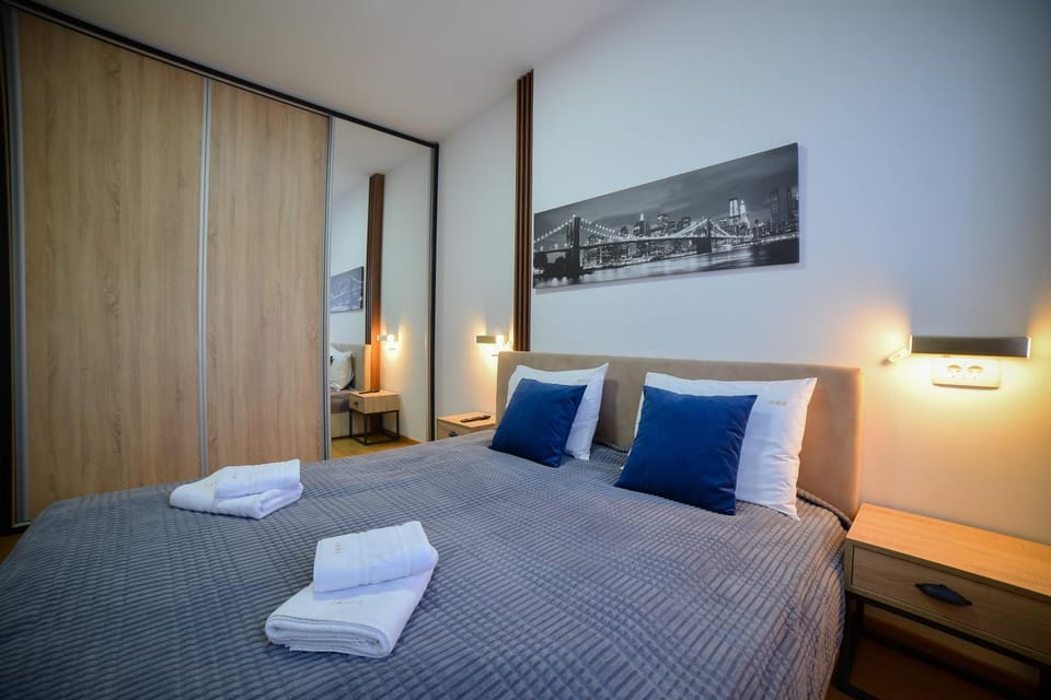 Bed, Bedroom, wardrobe