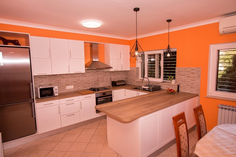 Boathouse Orebic Apartment in Dubrovnik-Neretva County