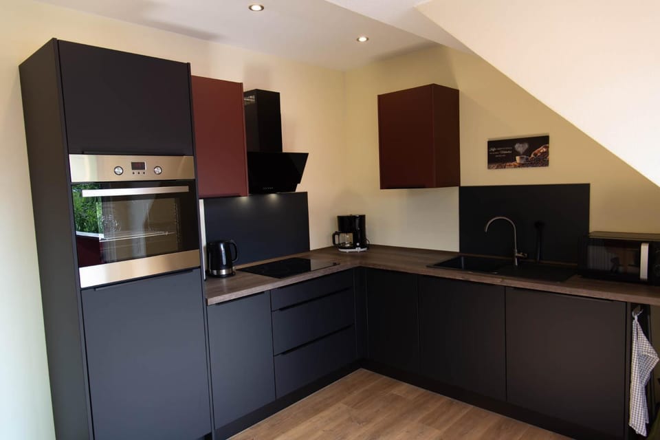 Kitchen or kitchenette, kitchen