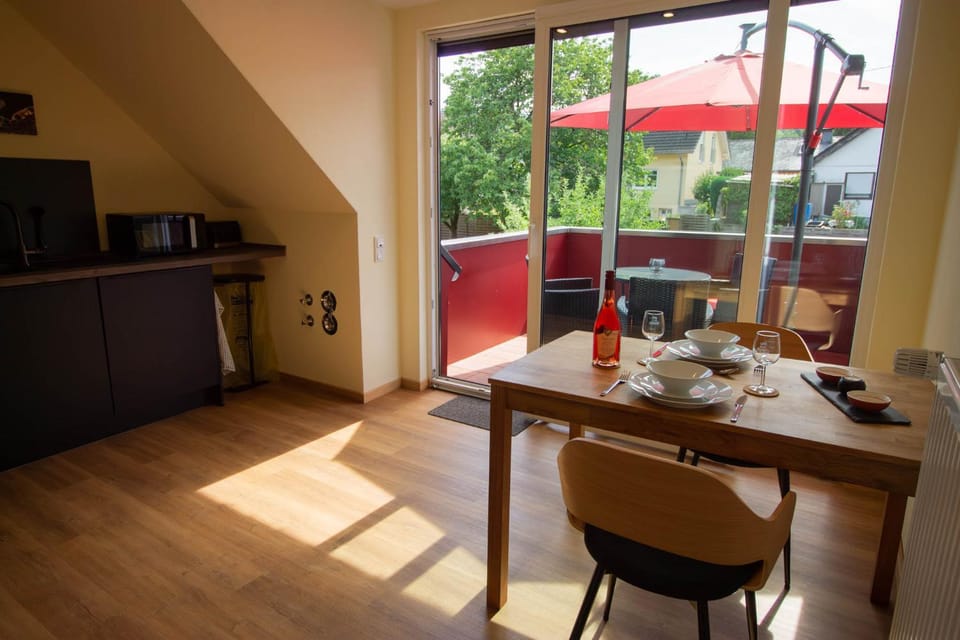 Kitchen or kitchenette, kitchen