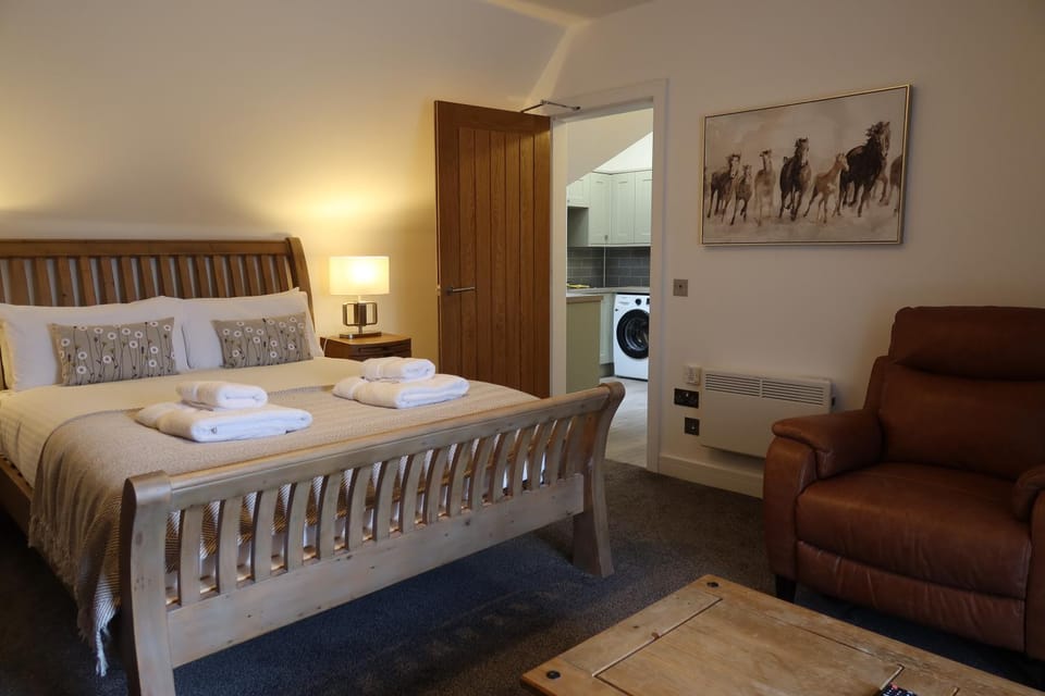 Bed, Living room, Bedroom