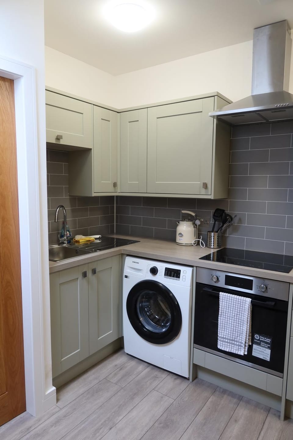 stove, washing machine, kitchen