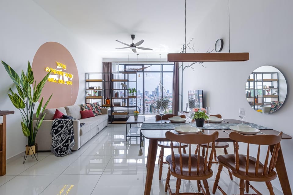 Living room, Dining area