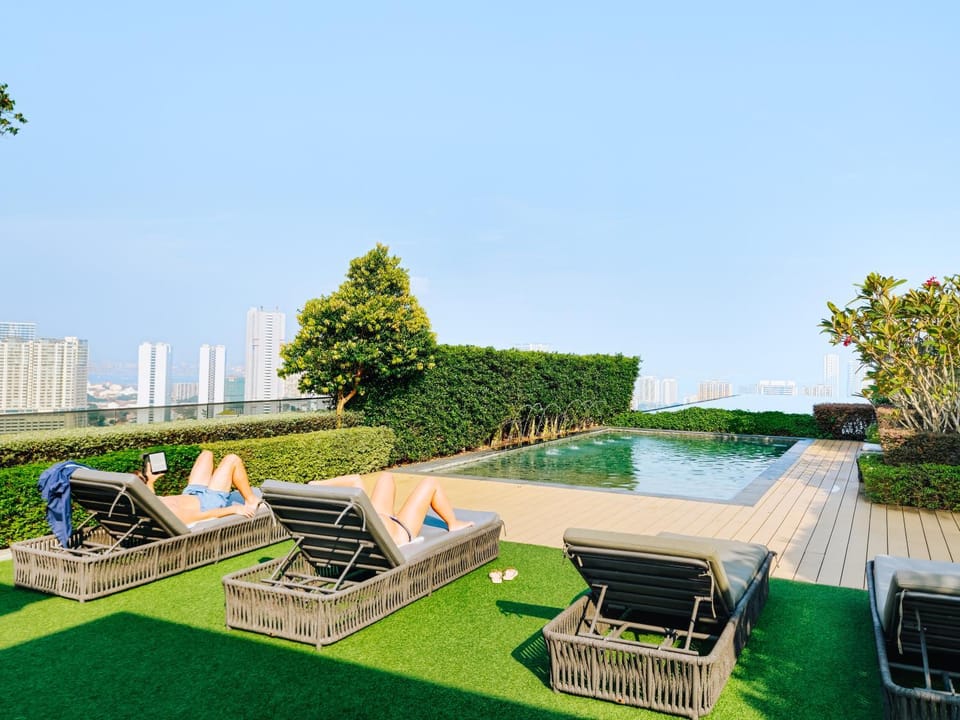 Day, Garden, Pool view, Swimming pool, sunbed
