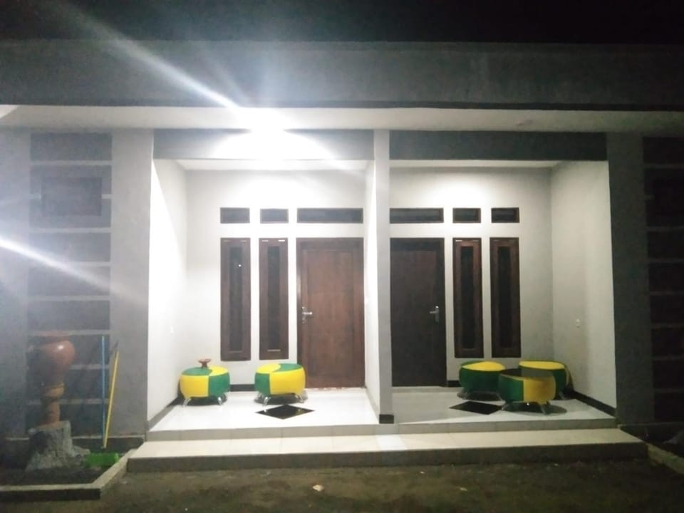Property building, Night