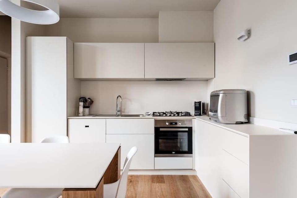 Kitchen or kitchenette, Dining area, dishwasher, oven, stove