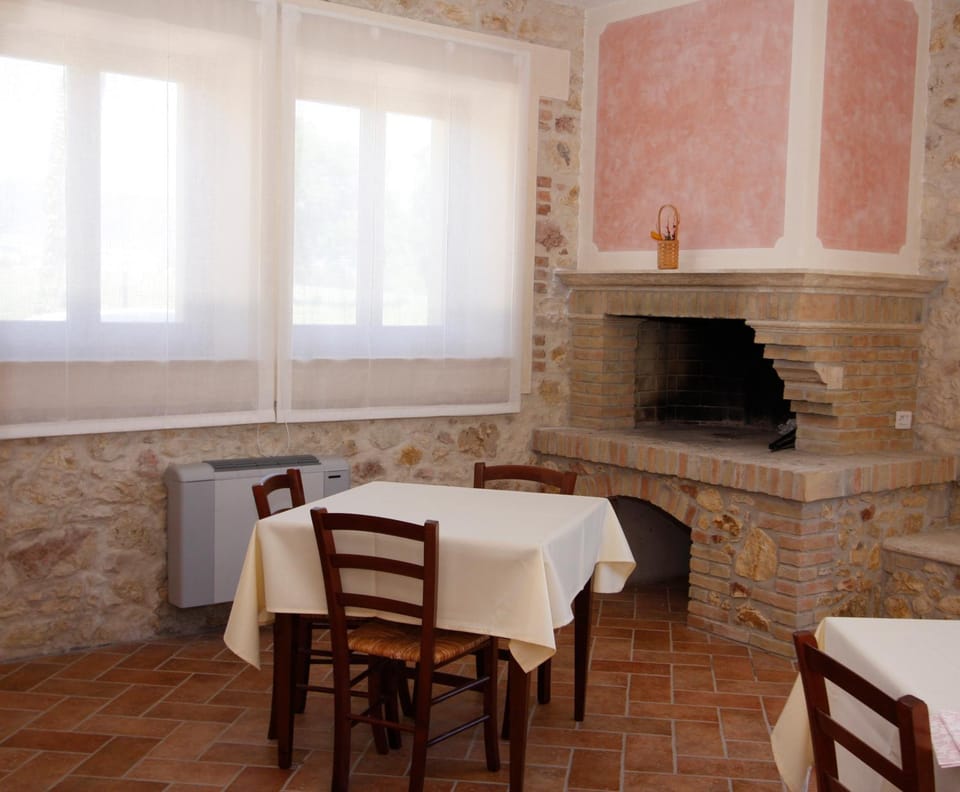 Restaurant/places to eat, Day