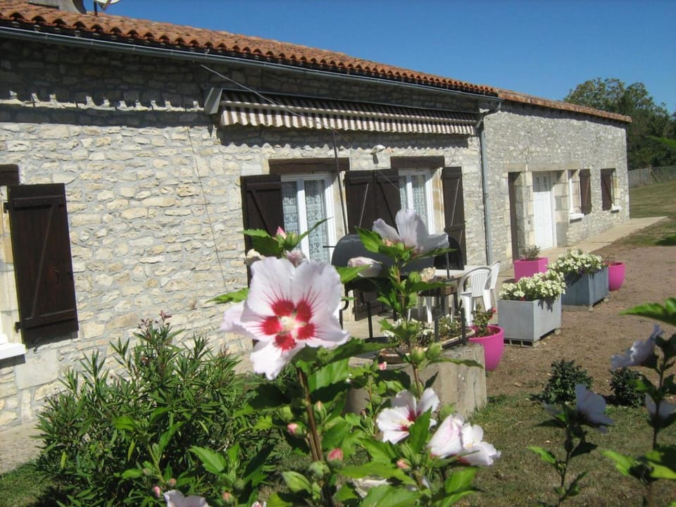 "la maison de rolland" House in Nouvelle-Aquitaine