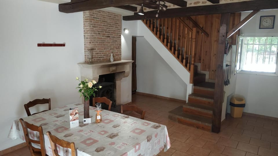 Le moulin neuf - l'aubépine House in Nouvelle-Aquitaine