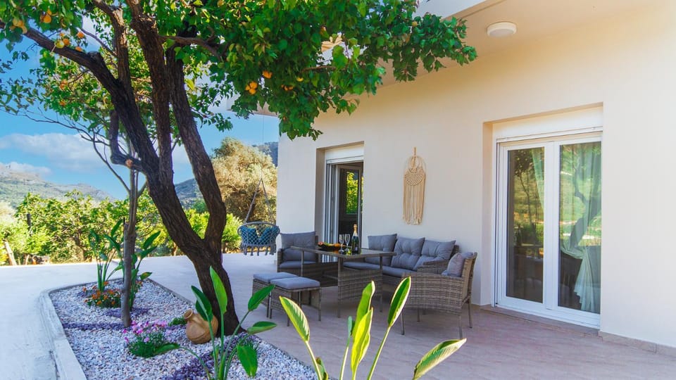 Day, Garden, View (from property/room), Balcony/Terrace, Seating area, Garden view