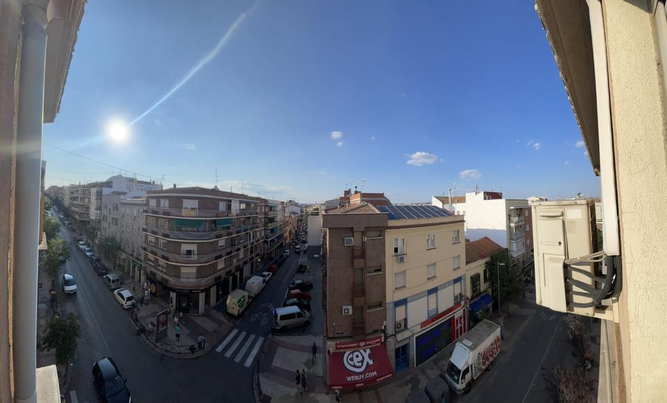 Street view, Location