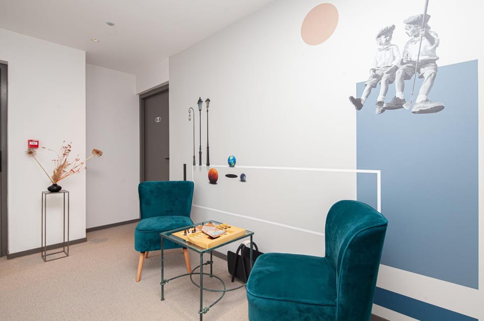 Living room, Decorative detail, Internal: Not applicable to any particular room