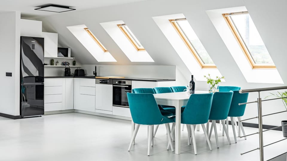 Kitchen or kitchenette, oven, stove