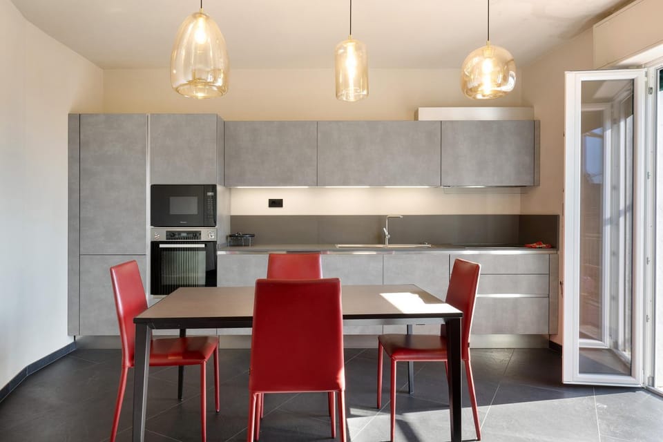 Property building, Kitchen or kitchenette, Living room