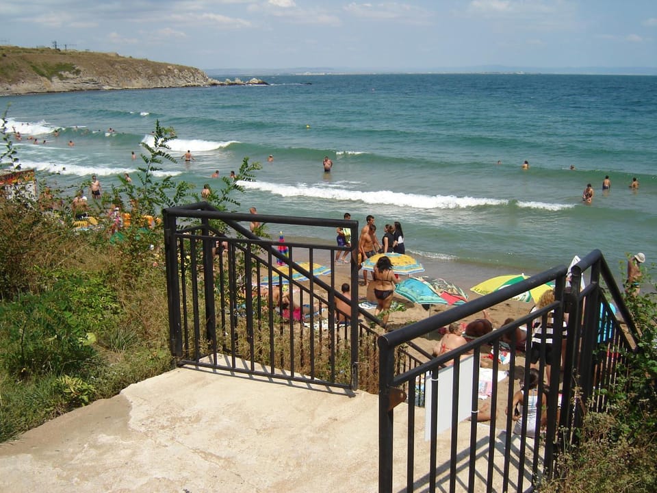Villa Lazuren Bryag 2 Bed and Breakfast in Burgas Province