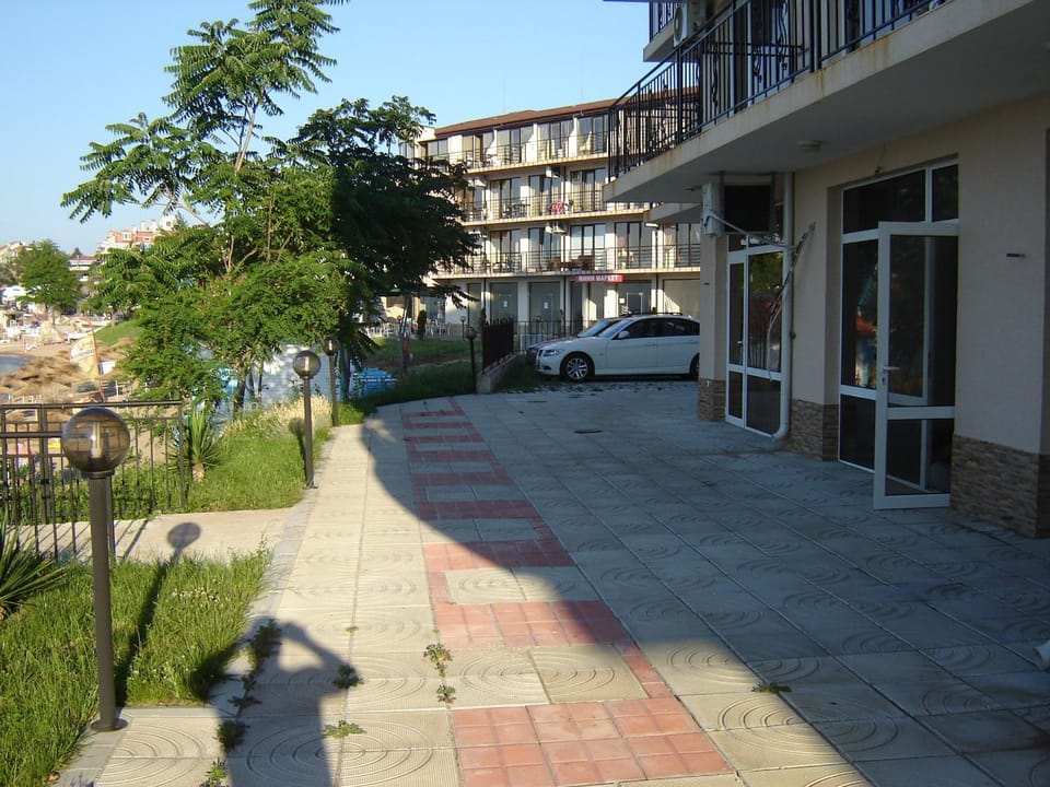 Villa Lazuren Bryag 2 Bed and Breakfast in Burgas Province