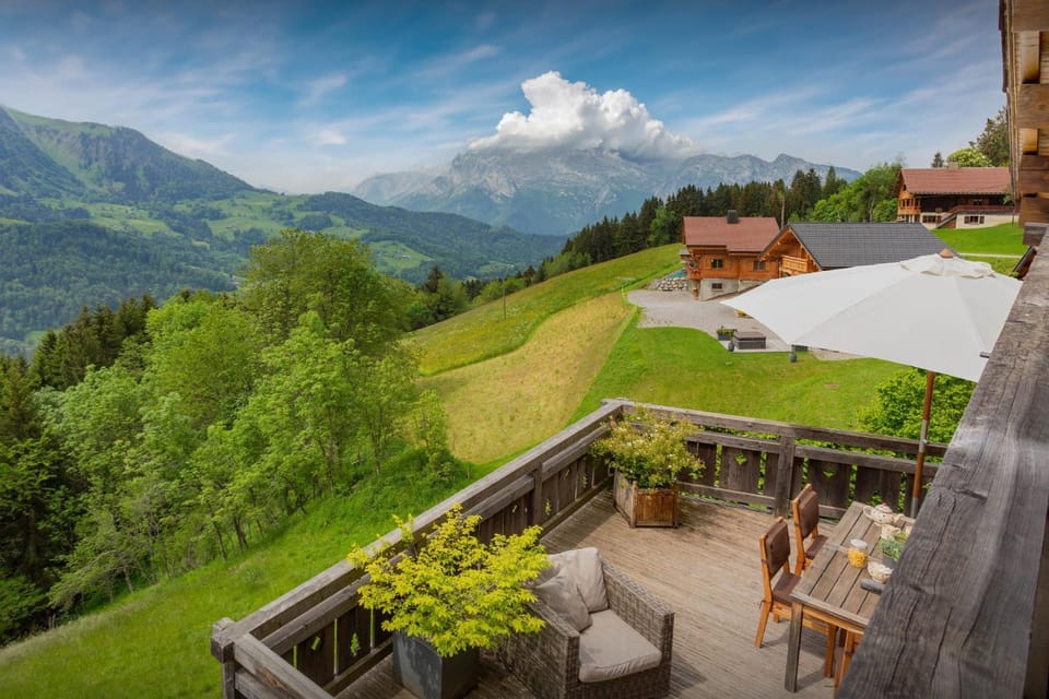Property building, Spring, Day, Natural landscape, View (from property/room), Balcony/Terrace, Mountain view