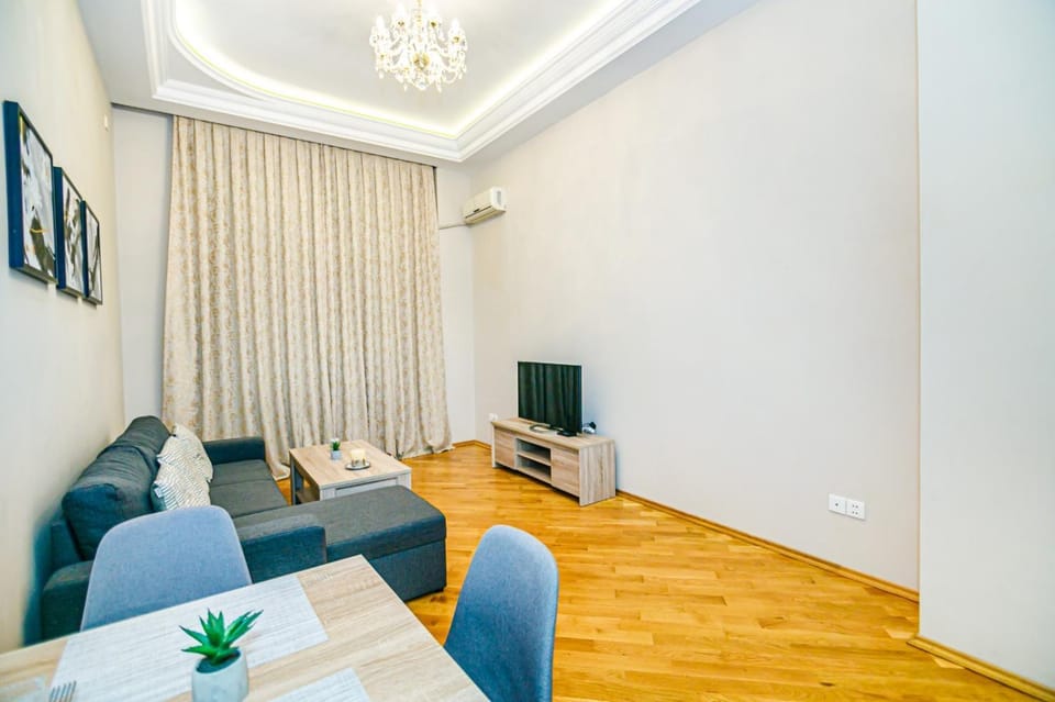 TV and multimedia, Seating area