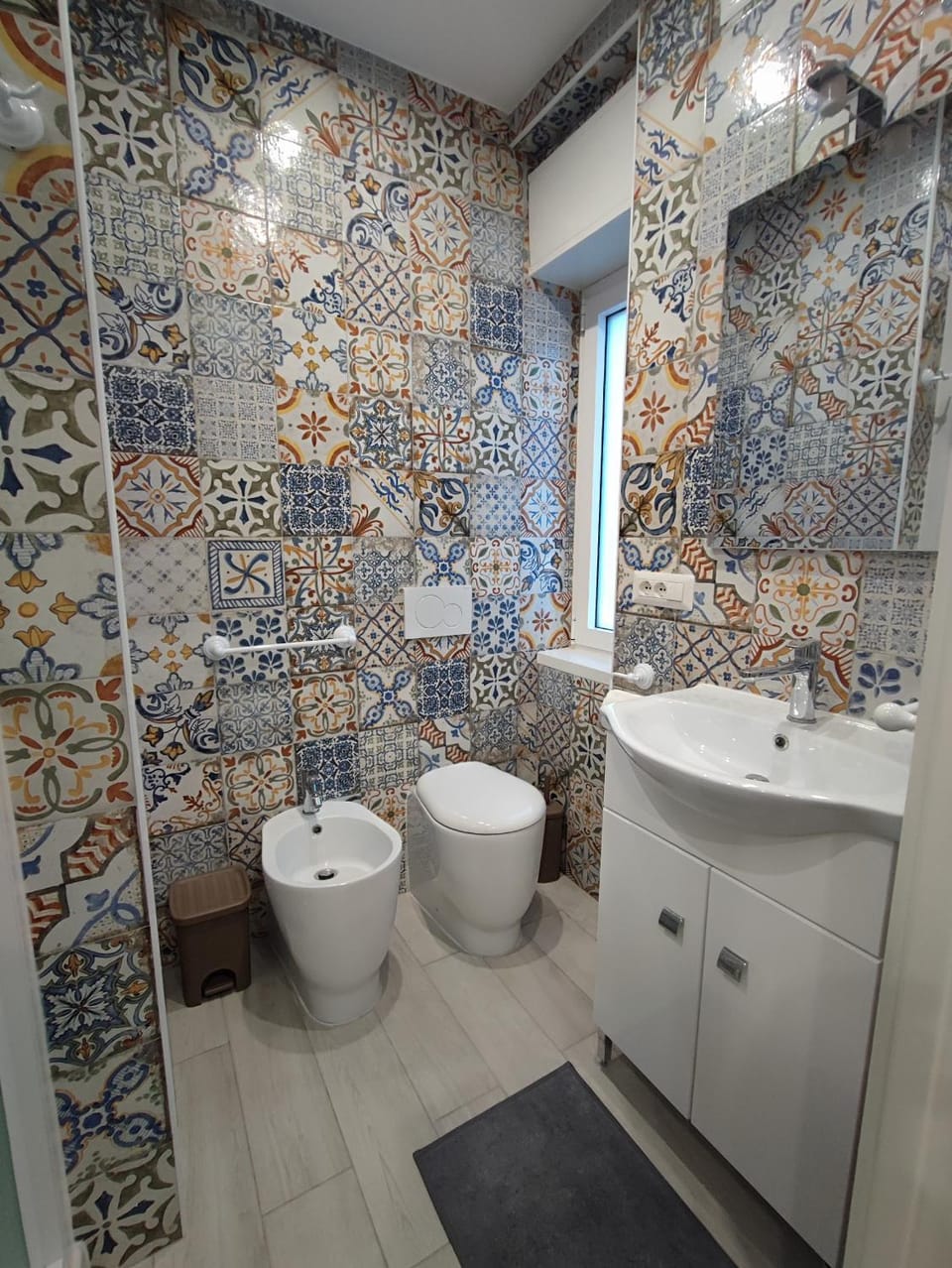 Shower, Toilet, bidet