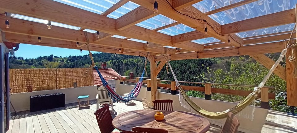 View (from property/room), Balcony/Terrace, Dining area