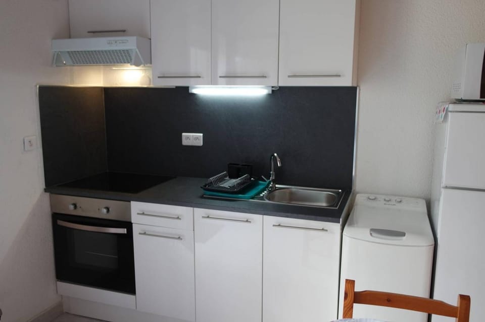 oven, stove, washing machine